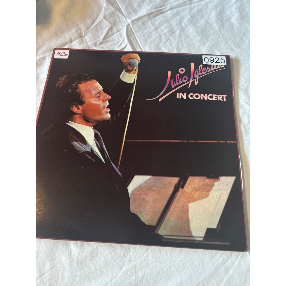 Julio Iglesias In Concert Vinyl LP 12" Black1983 Columbia 2-Disc Live Album